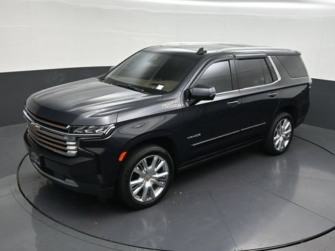 Used 2023 Chevrolet Tahoe High Country AWD/4WD image 15