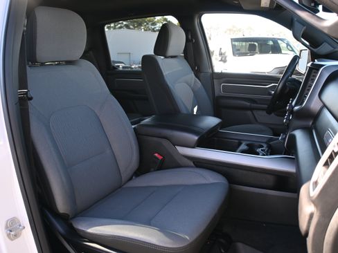 Used 2022 RAM 1500 Lone Star AWD/4WD image 31