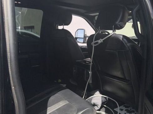 Used 2020 Ford F350 Platinum w/ FX4 Off-Road Package image 9