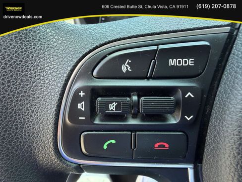 Used 2018 Kia Optima LX FWD image 23