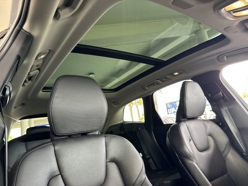 Certified 2023 Volvo XC60 B5 Plus w/ Protection Package Premier AWD/4WD image 16