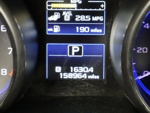 Used 2015 Subaru Legacy 2.5i Premium AWD/4WD image 43