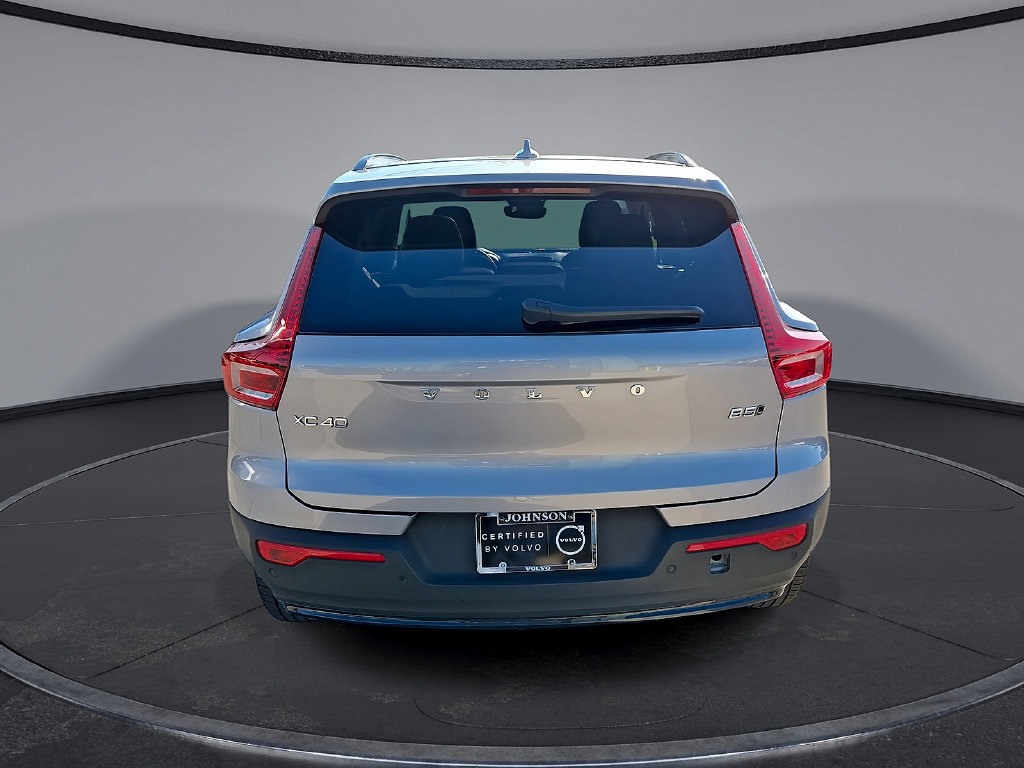 Certified 2026 Volvo XC40 B5 Plus AWD/4WD image 29