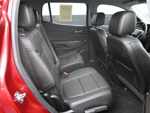 Used 2023 GMC Acadia SLT w/ Trailering Package AWD/4WD image 13
