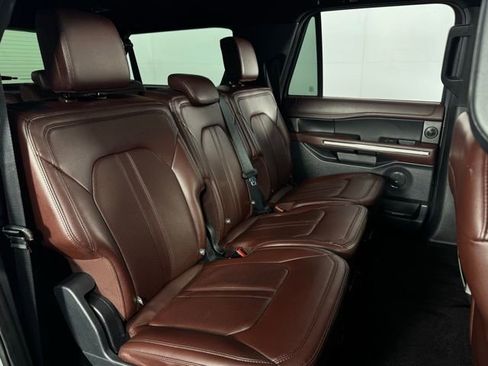 Used 2022 Ford Expedition Max Limited image 16