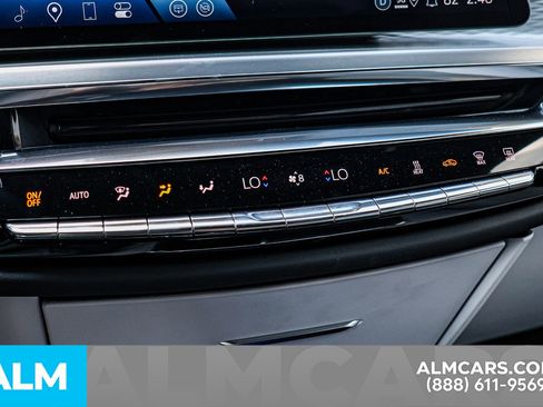 Used 2025 Cadillac Lyriq Luxury image 39