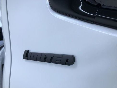 New 2026 Toyota Tundra Limited image 9