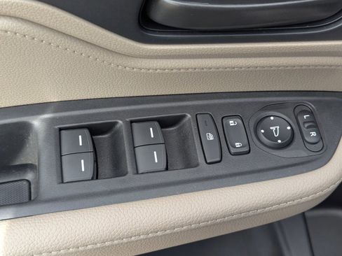 Used 2024 Honda Odyssey EX-L image 25