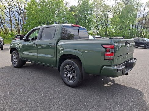 New 2026 Nissan Frontier SV AWD/4WD image 3