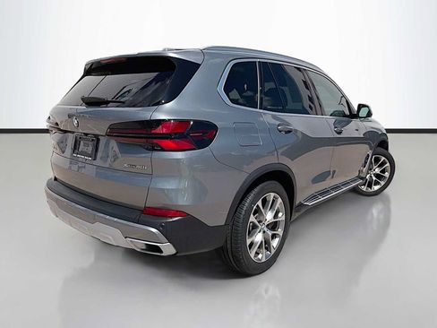 Certified 2025 BMW X5 xDrive40i w/ Climate Comfort Package AWD/4WD image 3