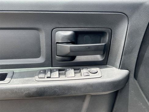 Used 2018 RAM 1500 Tradesman RWD image 17