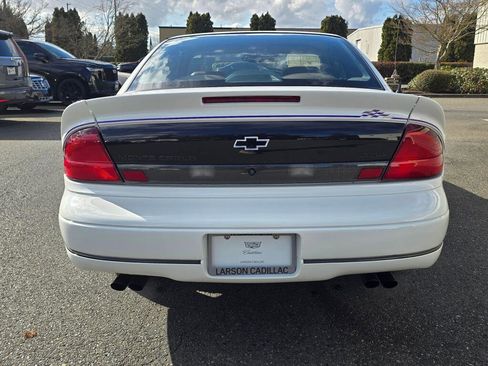 Used 1995 Chevrolet Monte Carlo Z34 FWD image 5