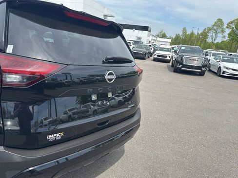 Used 2023 Nissan Rogue SV w/ SV Premium B Package AWD/4WD image 31