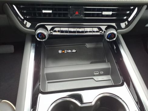 New 2026 Chevrolet Tahoe Premier AWD/4WD image 25
