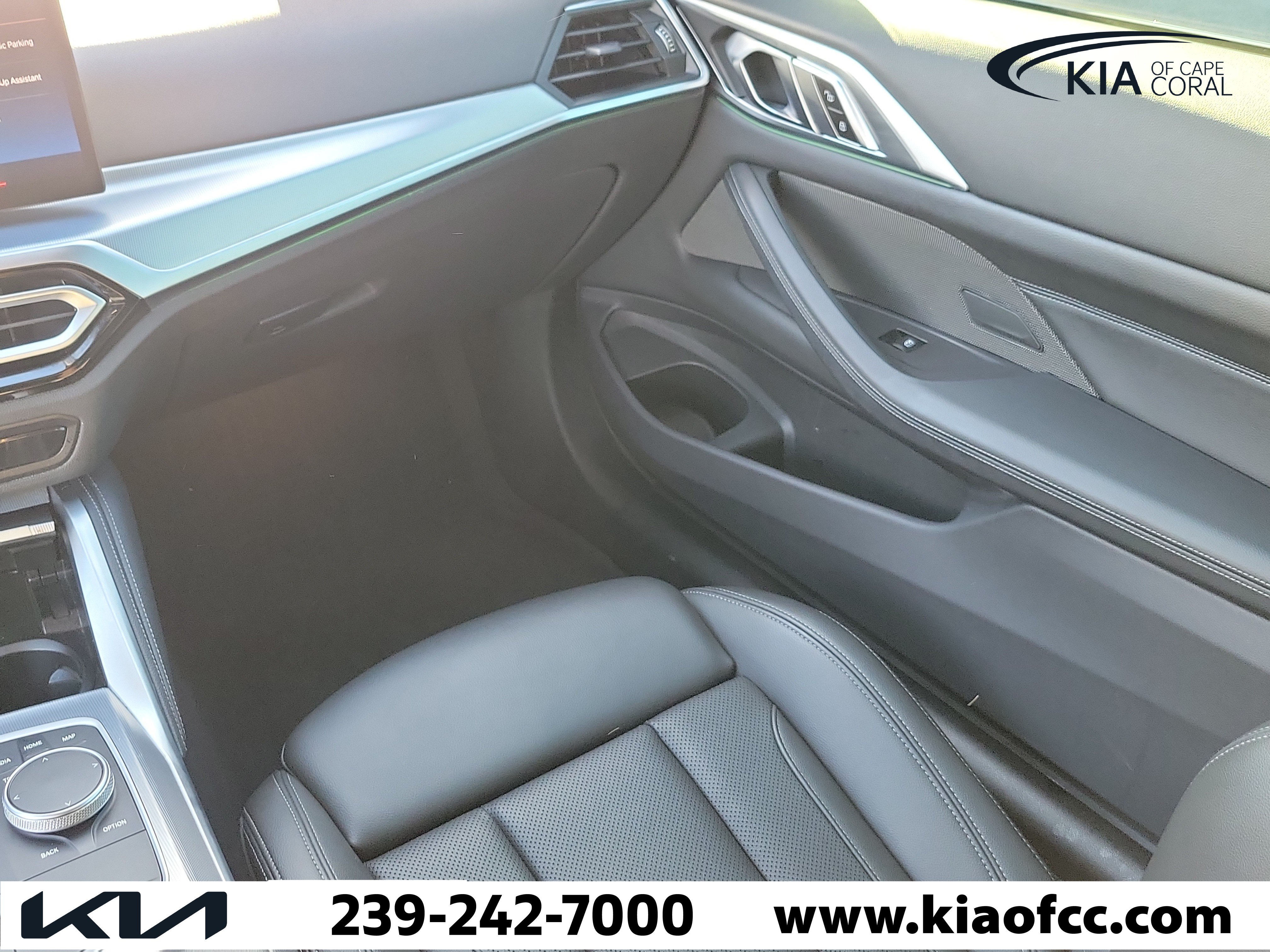 Used 2024 BMW M440i Coupe w/ Premium Package RWD image 16