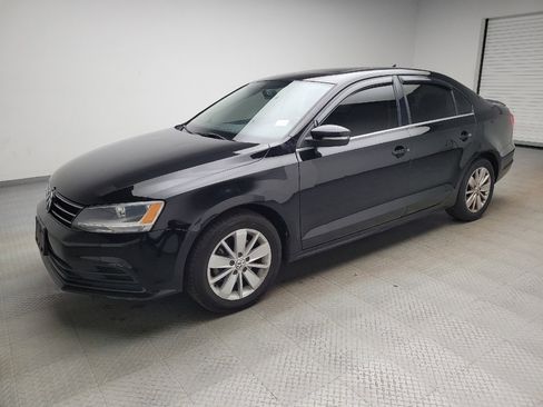 Used 2015 Volkswagen Jetta SE image 2