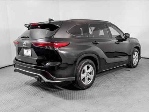 Used 2021 Toyota Highlander XSE image 8
