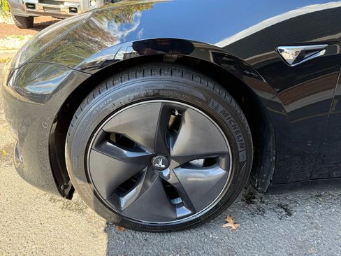 Used 2018 Tesla Model 3 Long Range image 35