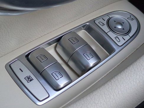 Certified 2017 Mercedes-Benz E 300 image 24