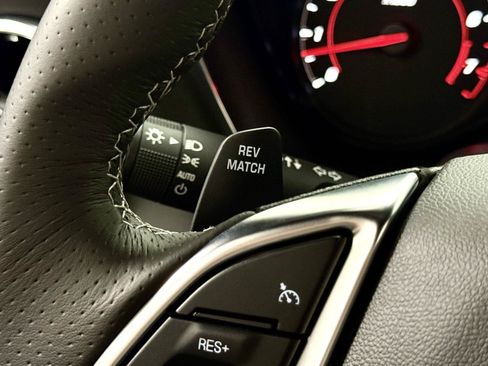 Used 2018 Chevrolet Camaro SS RWD image 18