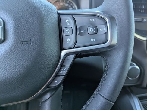 New 2026 RAM 1500 4x4 Crew Cab image 20