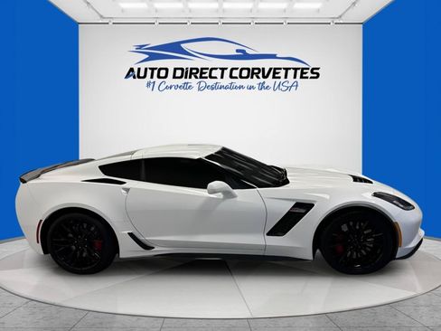 Used 2019 Chevrolet Corvette Z06 RWD image 6