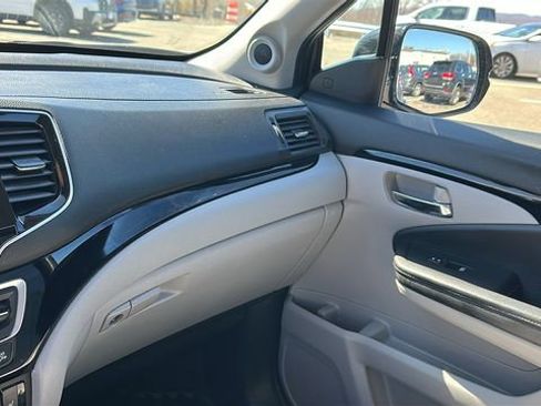Used 2021 Honda Pilot Touring image 21