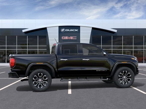 New 2026 GMC Canyon Denali AWD/4WD image 5
