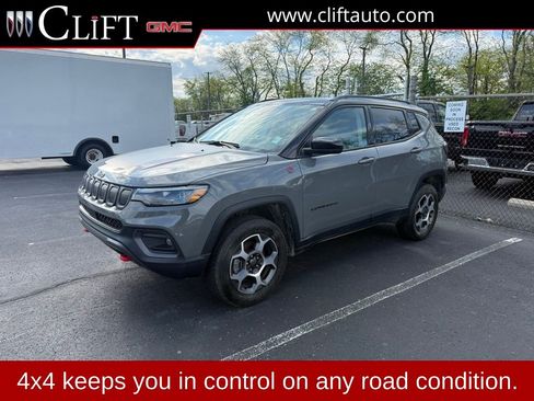 Used 2022 Jeep Compass Trailhawk w/ Trailhawk Elite Group AWD/4WD image 1