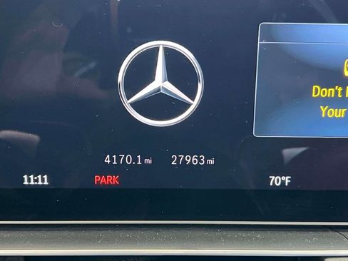 Used 2024 Mercedes-Benz GLE 350 4MATIC image 25
