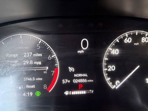 Certified 2024 Honda HR-V LX image 25