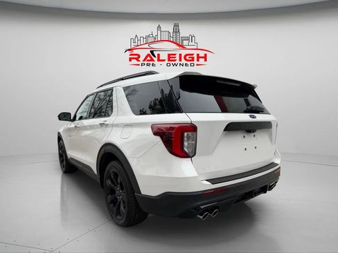 Used 2020 Ford Explorer ST w/ ST Street Pack image 7