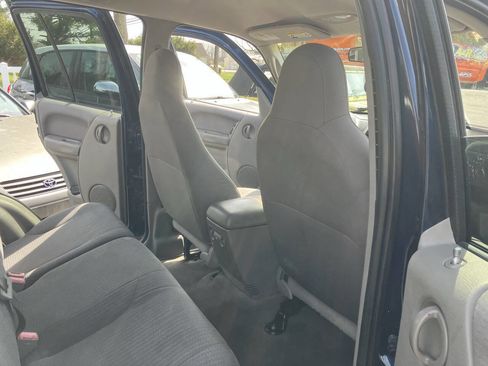Used 2002 Jeep Liberty Sport image 29