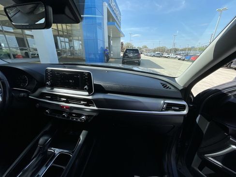 Used 2020 Kia Telluride LX image 28