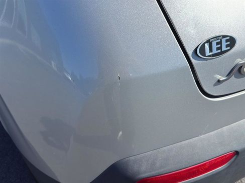 Used 2020 Kia Soul S FWD image 17