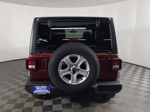 Used 2022 Jeep Wrangler Sport S image 8