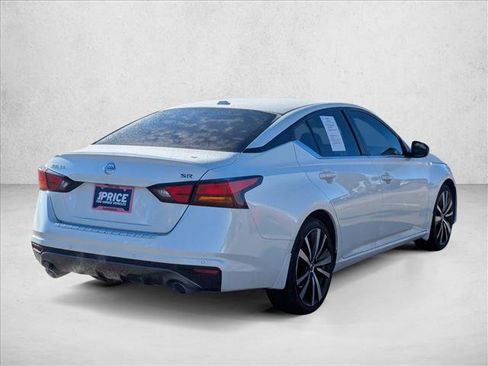Used 2022 Nissan Altima 2.5 SR image 5