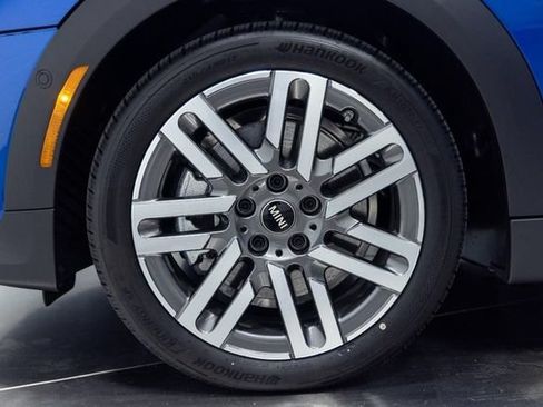 New 2026 MINI Cooper 2-Door Hardtop FWD image 21