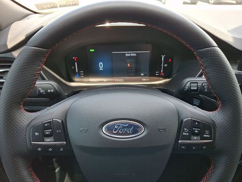 Certified 2024 Ford Escape ST-Line Select AWD/4WD image 19