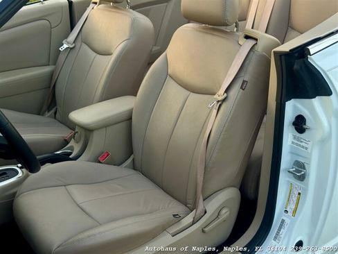 Used 2013 Chrysler 200 Touring FWD image 22