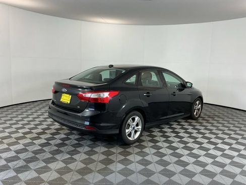 Used 2014 Ford Focus SE FWD image 5