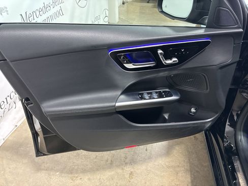 Used 2025 Mercedes-Benz C 300 4MATIC Sedan image 7