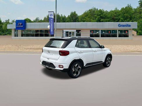 New 2026 Hyundai Venue SEL FWD image 5