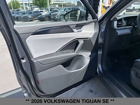New 2026 Volkswagen Tiguan SE AWD/4WD image 21