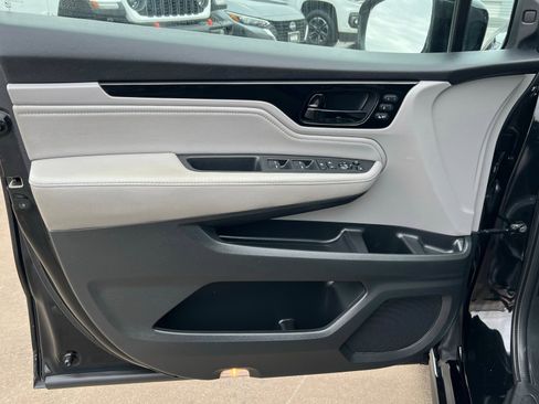 Used 2019 Honda Odyssey Elite image 14