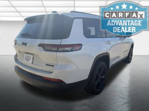 Used 2024 Jeep Grand Cherokee L Limited w/ Black Appearance Package AWD/4WD image 4