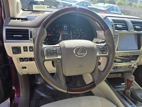 Used 2018 Lexus GX 460 Premium AWD/4WD image 25