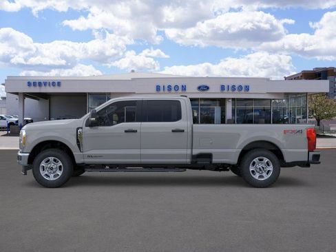 New 2026 Ford F350 XLT image 3