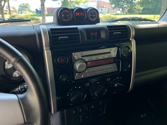 Used 2010 Toyota FJ Cruiser 4WD w/ Upgrade Pkg 2 image 28