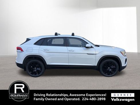 New 2026 Volkswagen Atlas Cross Sport SE AWD/4WD image 10